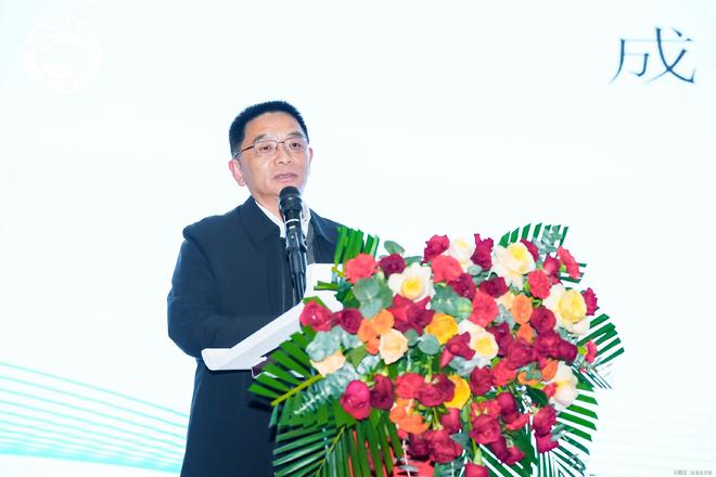 亚盈体育APP四川省照明电器协会2024年会暨照明科技发展研讨会召开(图3)