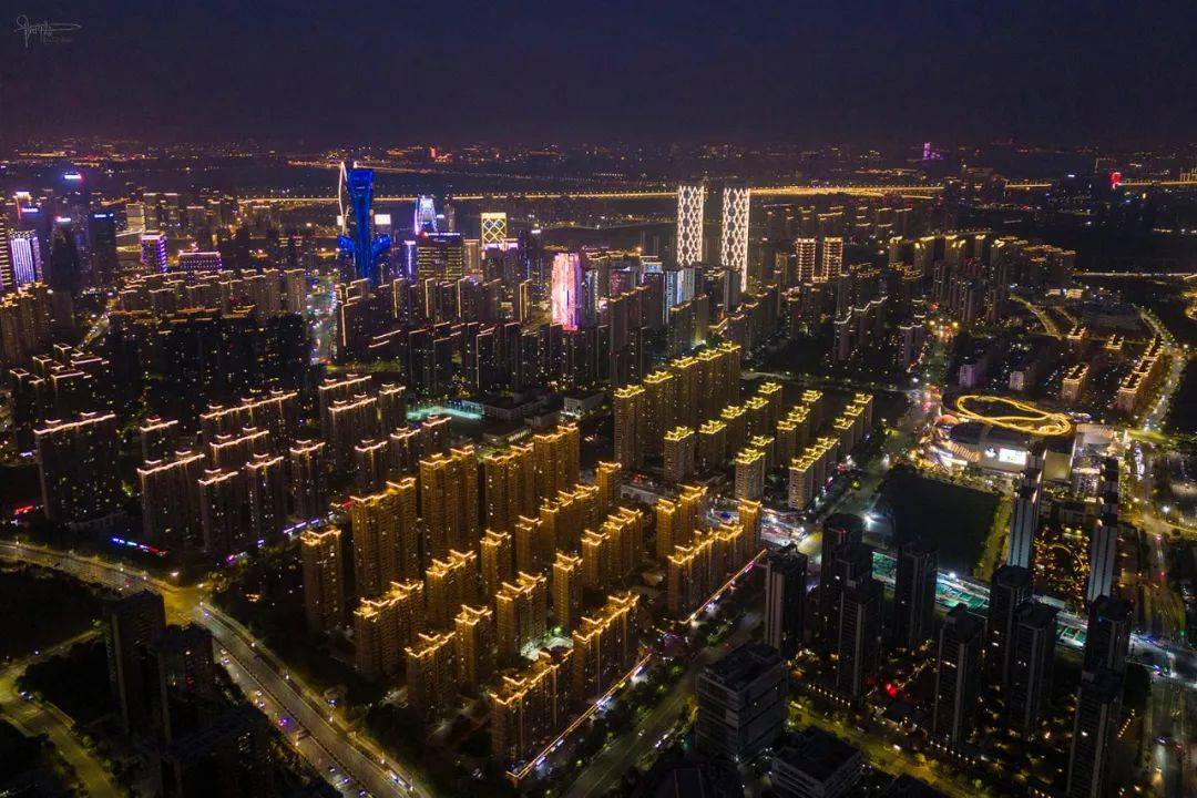 2025年杭州春节住在钱塘江畔的市民最满意因为这里看灯方便(图8)