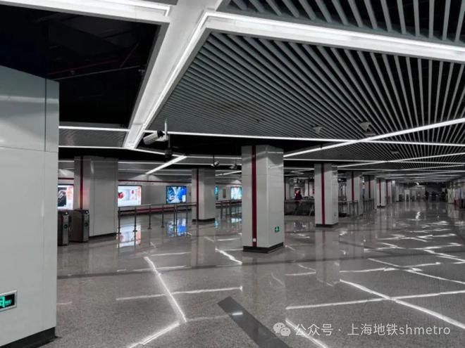 亚盈体育网址空间更明亮 视觉更清晰：上海游泳馆站嘉定新城站照明升级(图1)