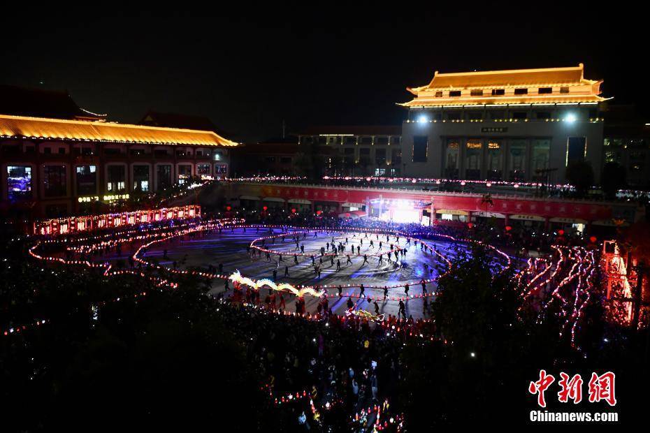 亚盈体育APP新春见闻）福建莆田板凳龙圈灯闹元宵(图10)