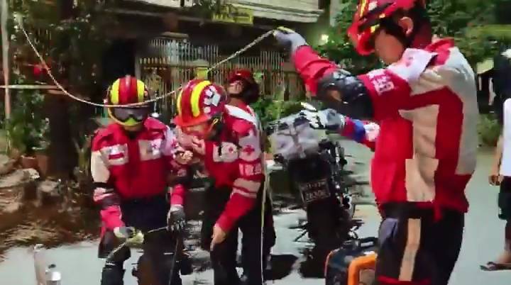 【中国那些事儿】无人机助力缅甸地震救援 中国救援队点亮生命希望(图3)