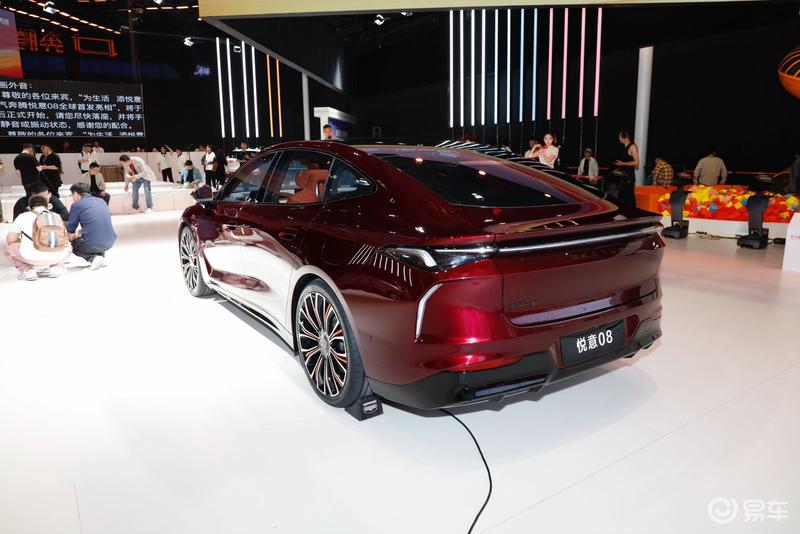 2025上海车展：一汽奔腾悦意08发布(图8)